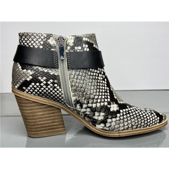 Nine West Womens Spencer Pointed Toe Ankle Booties Side Zip Animal Print Sz 5M - Picture 6 of 12